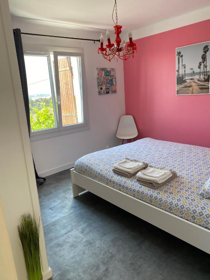 Two-Bedroom House,1118870922:JPEG